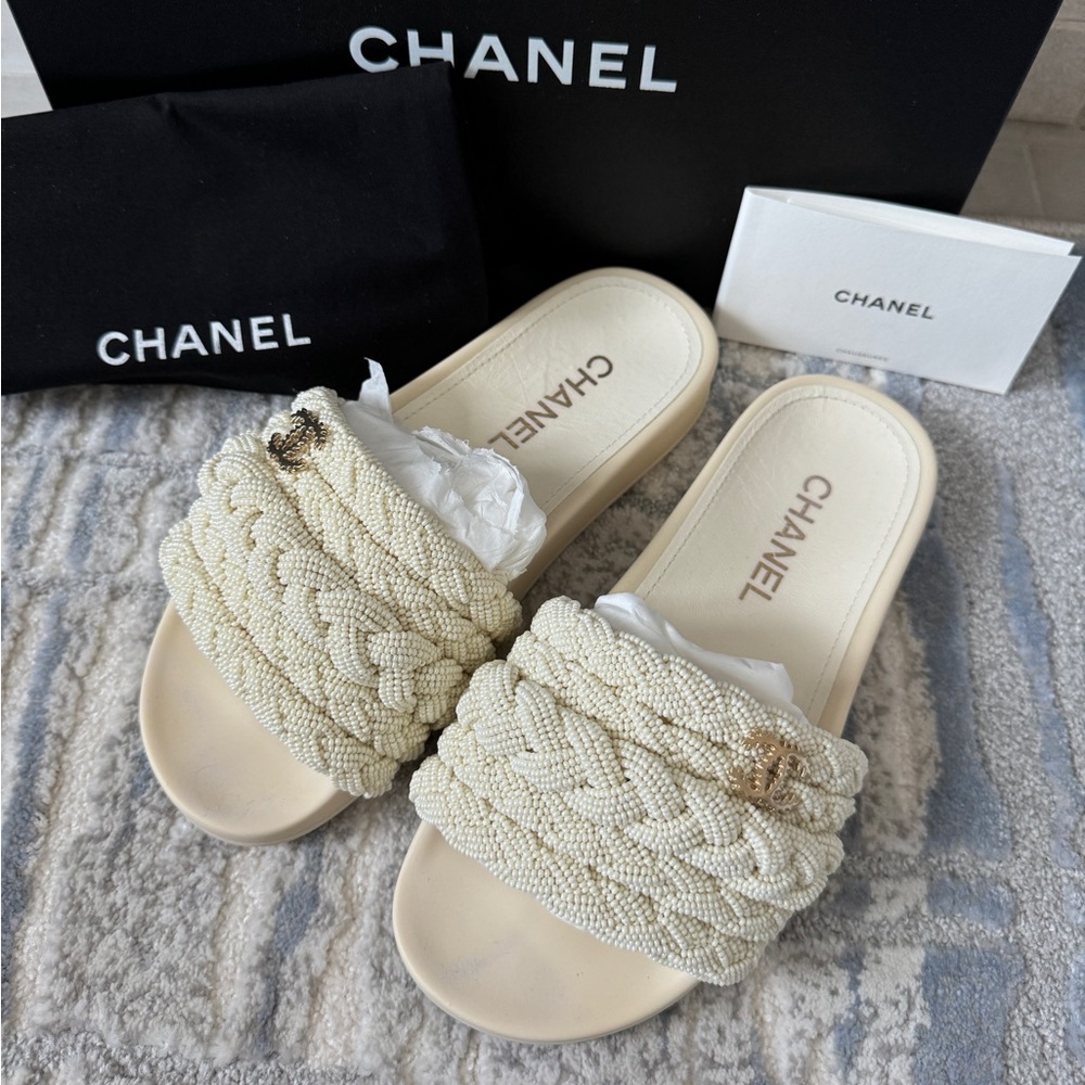 Chanel Cream Beaded Pearl Slides/Sandals with Gold CC Logo